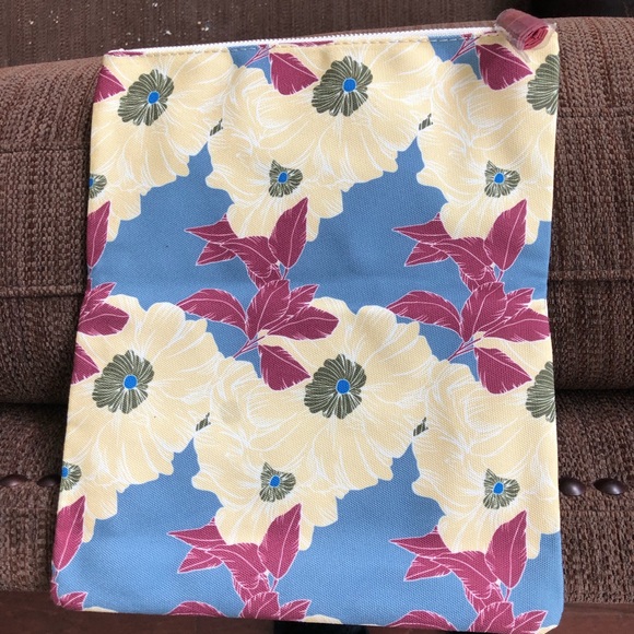 Convertible clutch - Picture 2 of 9